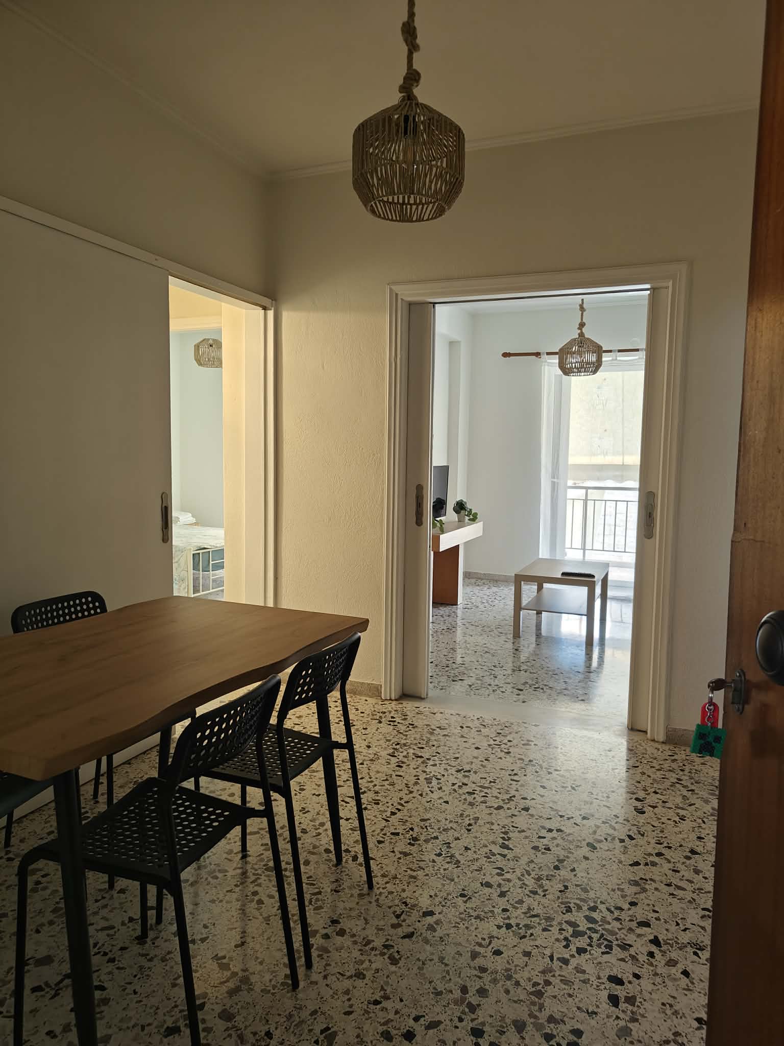 Cozy Seaside Apartment photo 6