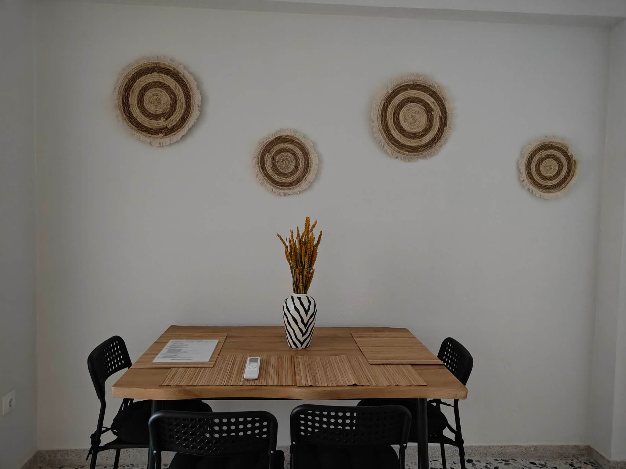 Cozy Seaside Apartment photo 9