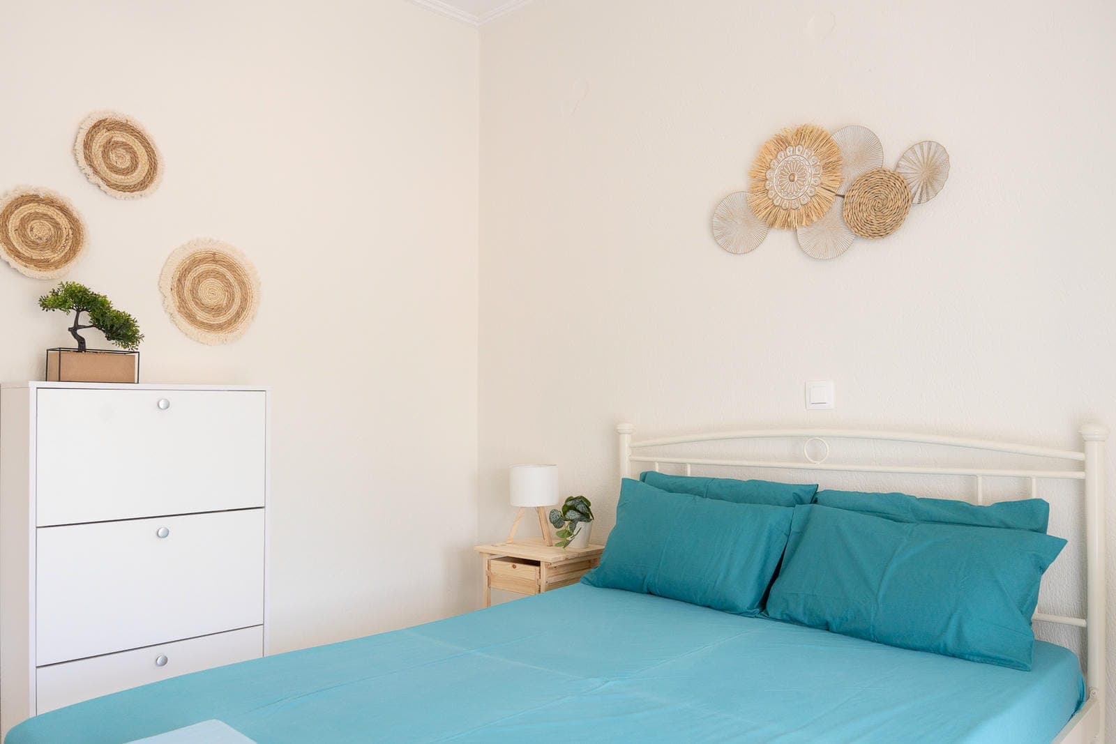 Cozy Seaside Apartment photo 6